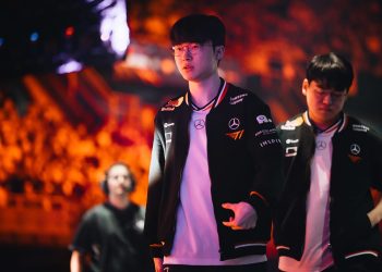 LMHT: Chỉ vài giây nhưng hình ảnh của Faker lại khiến nhiều người không khỏi bồi hồi