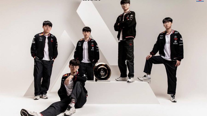 Đánh bại G2, T1 giành hạng 3 chung cuộc tại EWC 2025 LOL