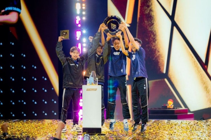 Free Fire Esports World Cup 2025: EVOS Divine lên ngôi vương