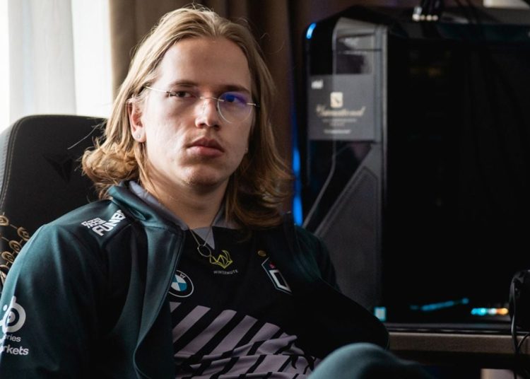 Topson Tuyên Bố Quay Trở Lại Thi Đấu Dota 2 Chuyên Nghiệp Sau Một Thời Gian Rất Dài