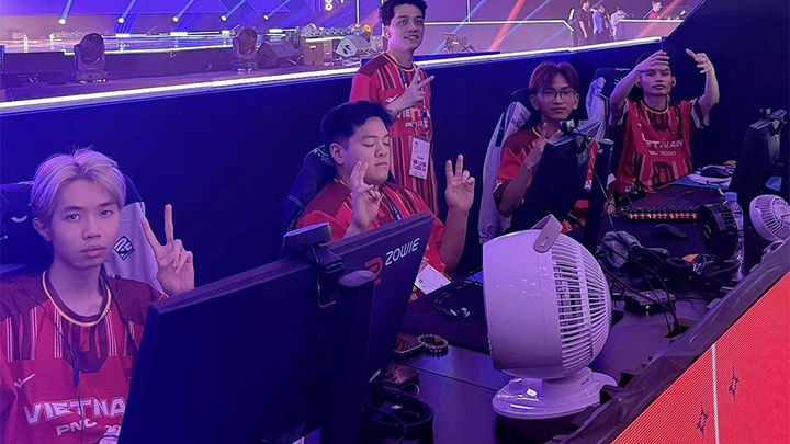 Đội tuyển Việt Nam vô địch PUBG Nations Cup 2025 với thành tích không tưởng!