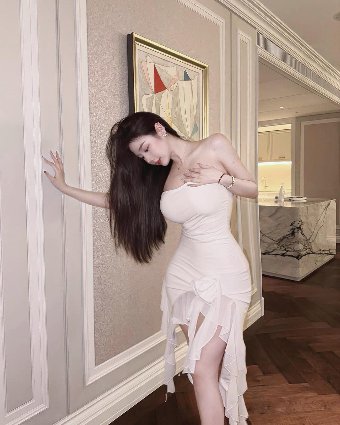 Gái xinh hướng nội hiếm hoi đăng ảnh diện bikini, tương tác tăng vọt, cao gấp 3 lần- Ảnh 3. Gái xinh hướng nội hiếm hoi đăng ảnh diện bikini, tương tác tăng vọt, cao gấp 3 lần- Ảnh 3.