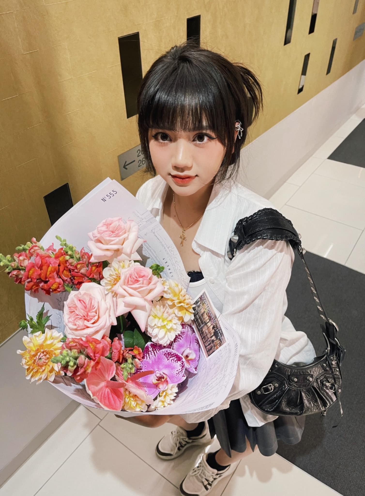 Mê đắm clip Mê đắm clip