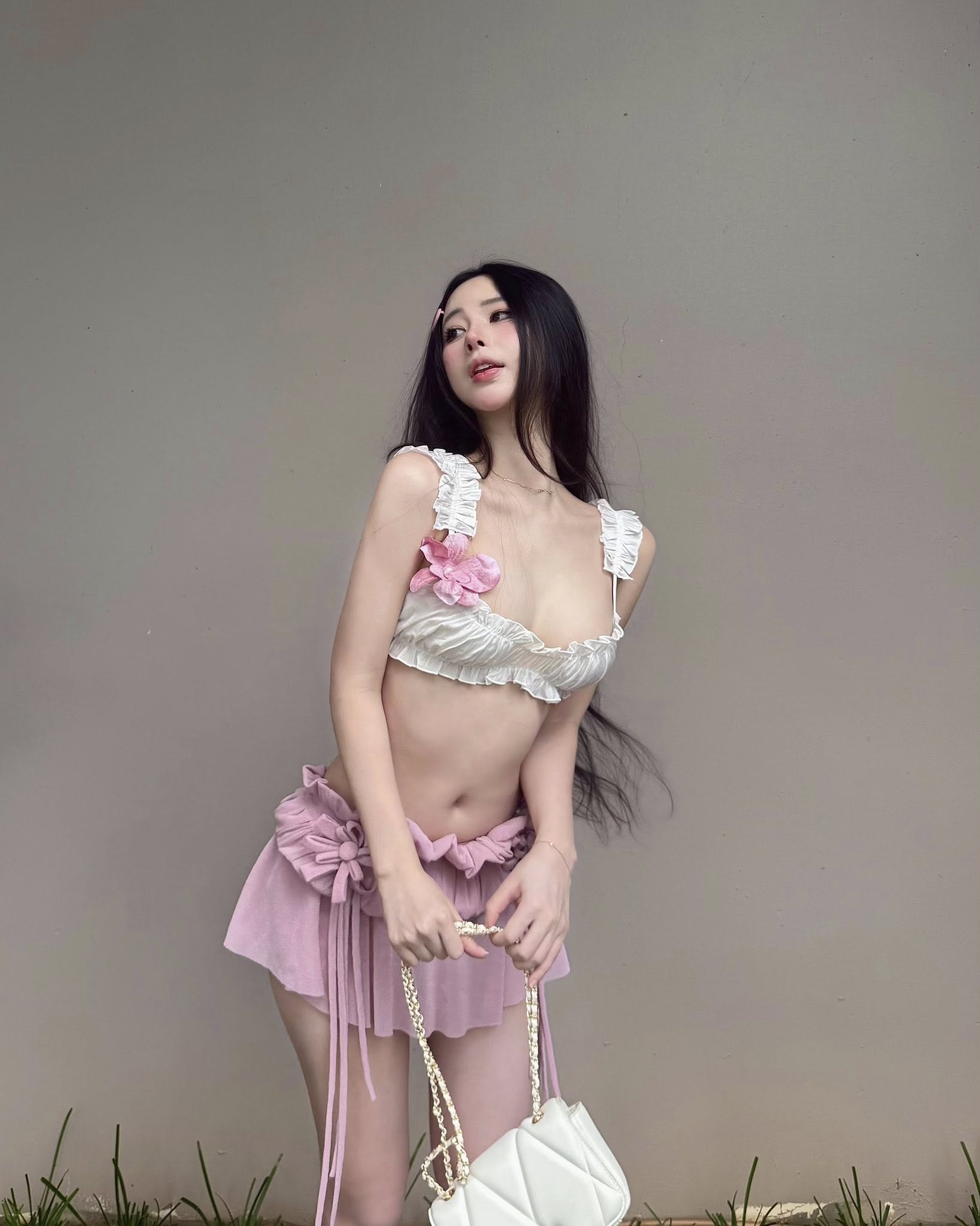 Nữ TikToker xinh đẹp khoe thu nhập cả tỷ mỗi tháng, Nữ TikToker xinh đẹp khoe thu nhập cả tỷ mỗi tháng,