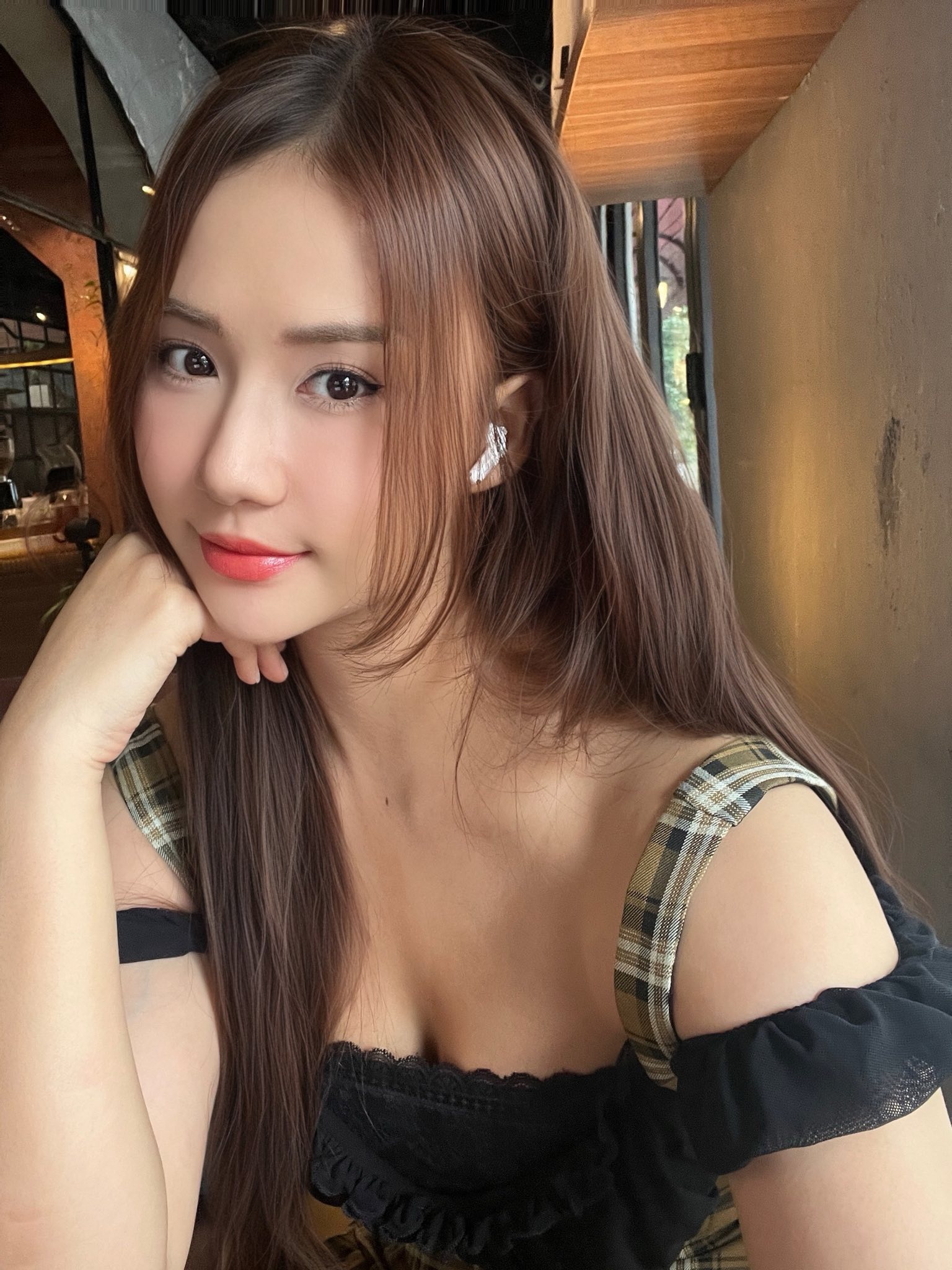 Hot girl Liên Quân nổi tiếng với bộ ảnh cập nhật giao diện trước thềm tuổi mới- Ảnh 5. Hot girl Liên Quân nổi tiếng với bộ ảnh cập nhật giao diện trước thềm tuổi mới- Ảnh 5.