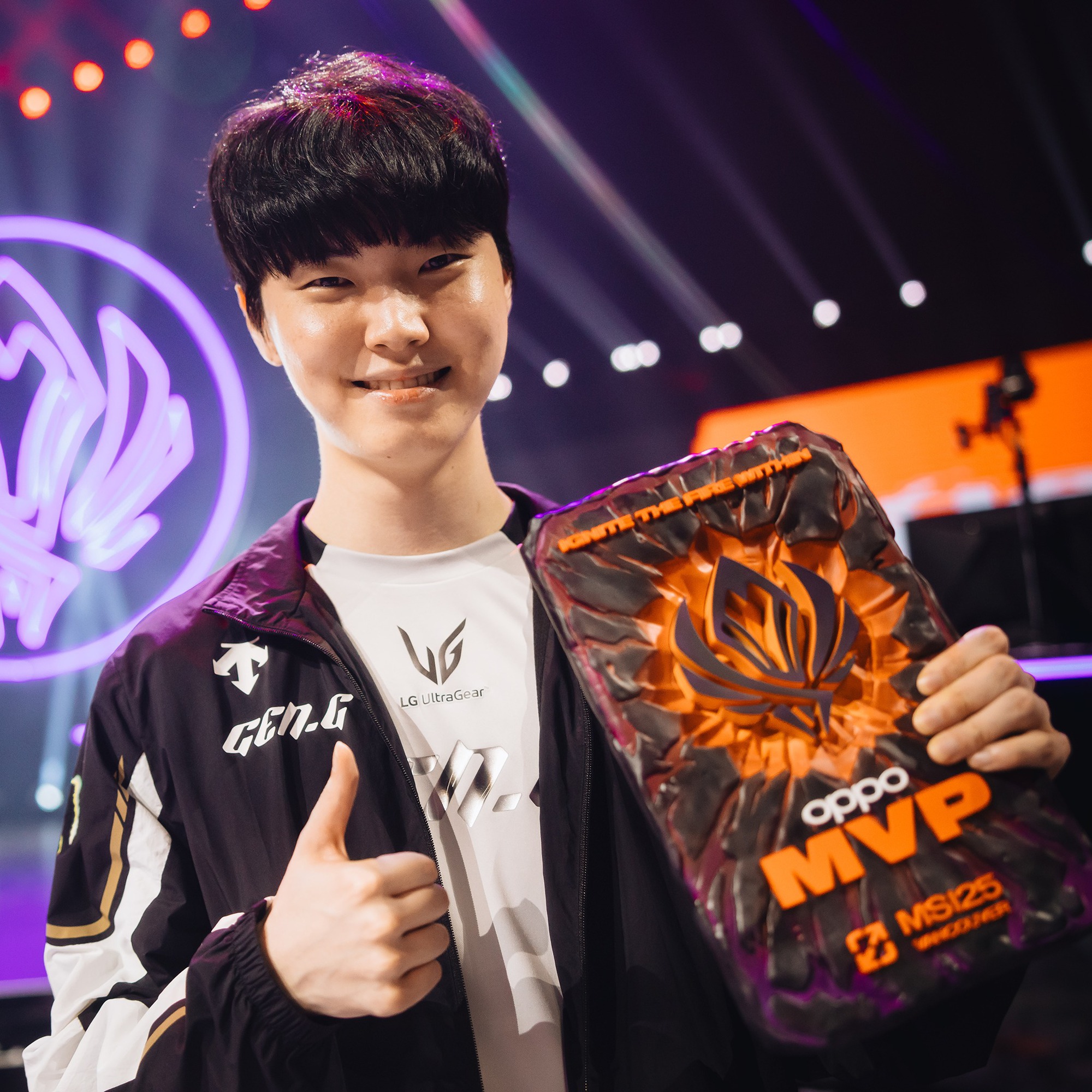 Gen.G ngược dòng không tưởng, hạ gục T1 để bảo vệ ngôi vương MSI 2025- Ảnh 3. Gen.G ngược dòng không tưởng, hạ gục T1 để bảo vệ ngôi vương MSI 2025- Ảnh 3.