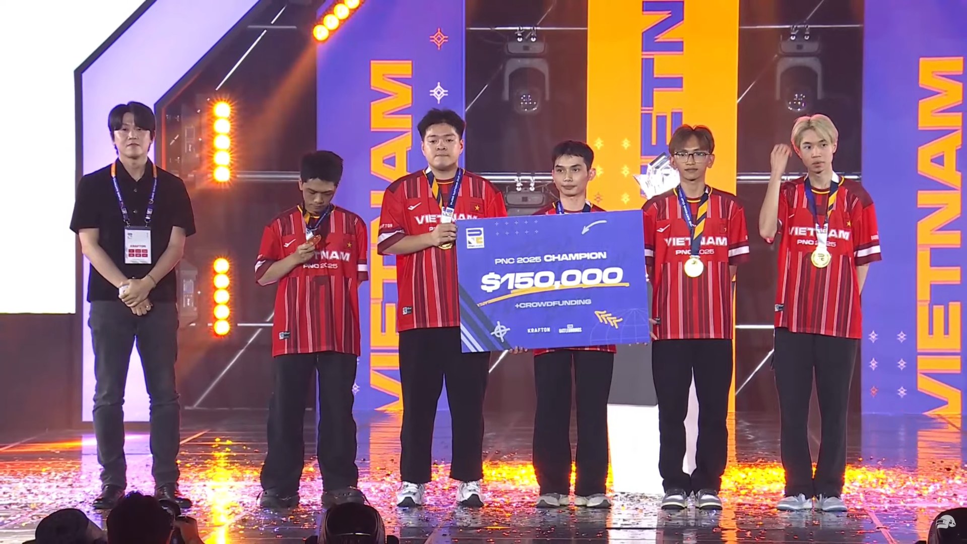 Việt Nam lên ngôi vô địch PUBG thế giới- Ảnh 3. Việt Nam lên ngôi vô địch PUBG thế giới- Ảnh 3.