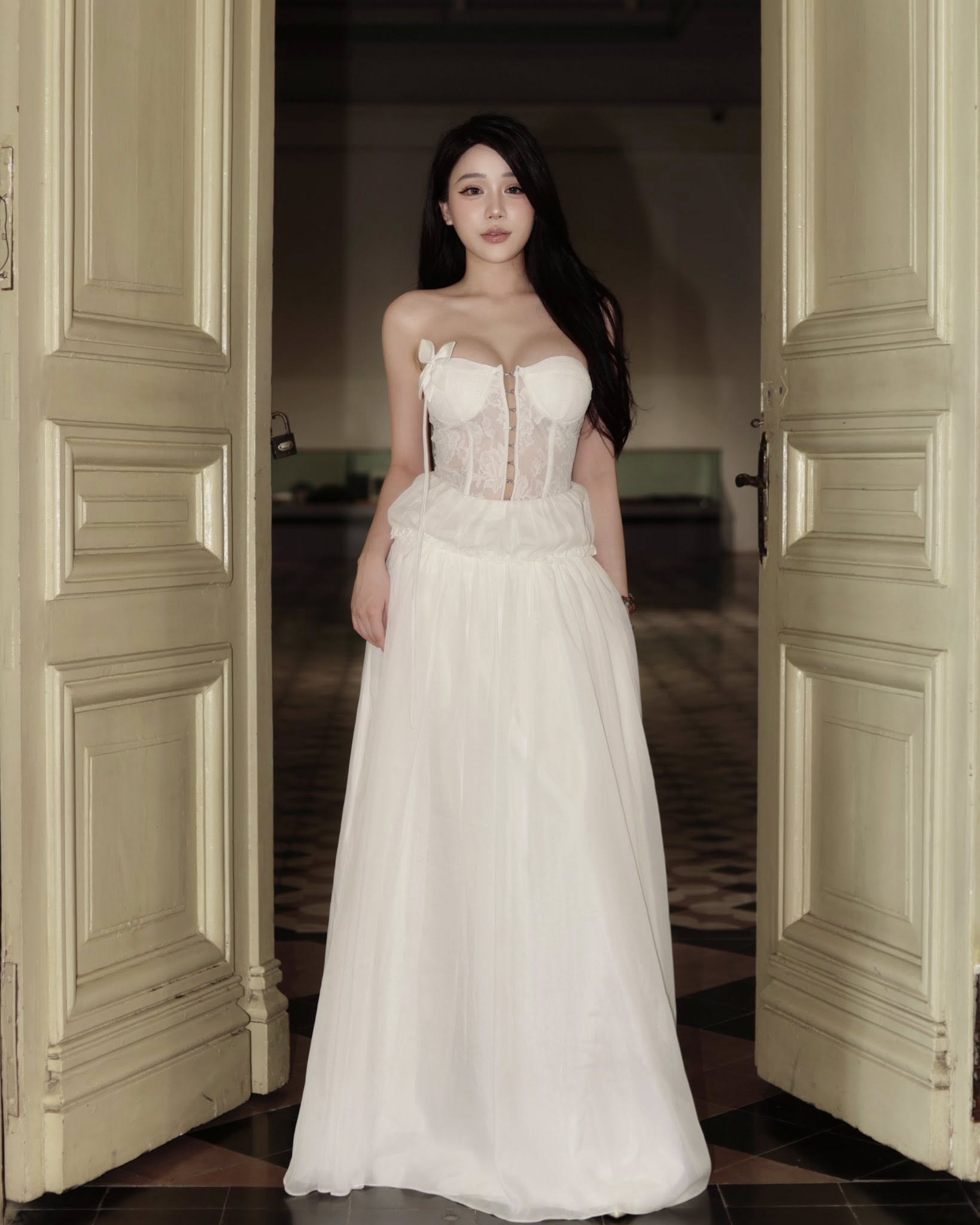 Yogurt diễn nét Yogurt diễn nét