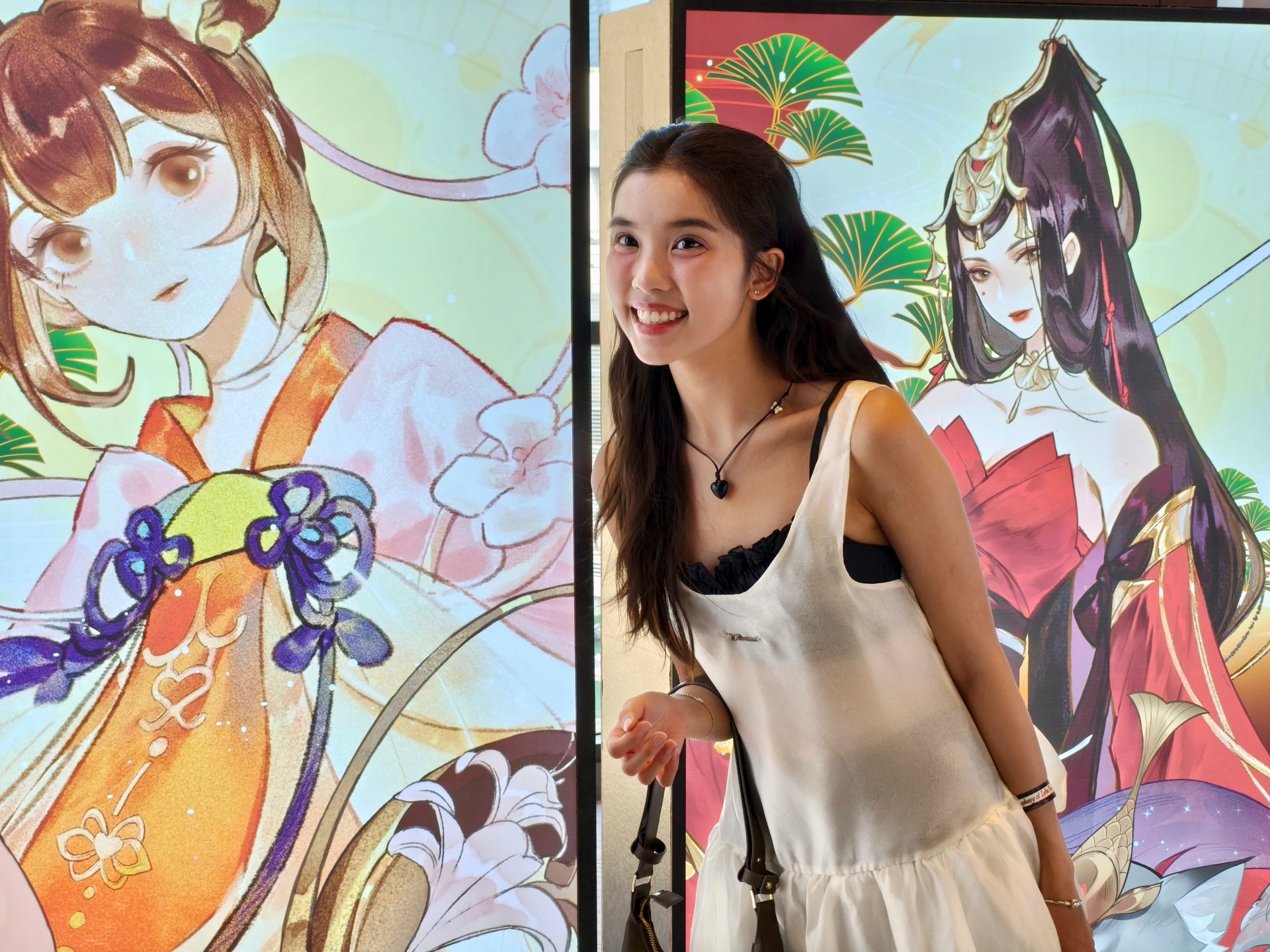 Vong Xuyên Phong Hoa Lục công bố sản phẩm bằng hành trình đa giác quan tại Thái Lan- Ảnh 2.