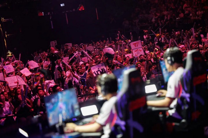 T1 lội ngược dòng ngoạn mục AL, giành vé tái đấu Gen.G trong trận chung kết MSI 2025