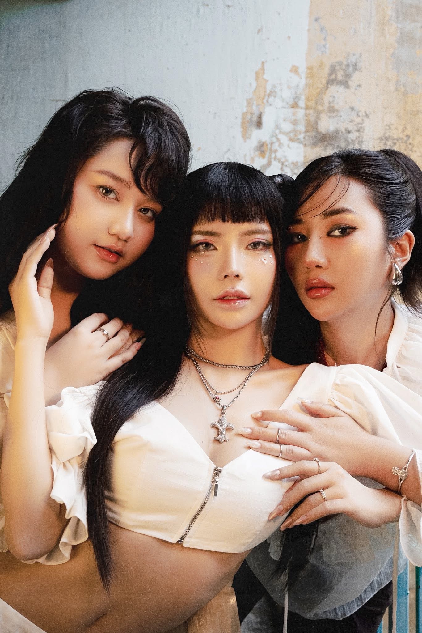 Mai Dora bùng nổ visual, Mai Dora bùng nổ visual,