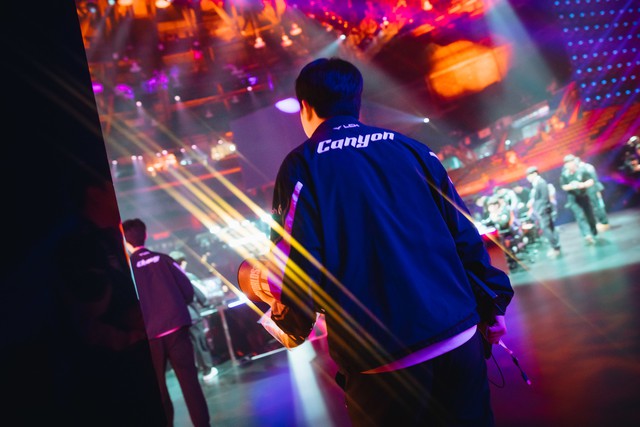 Cặp tuyển thủ bị chỉ trích nhiều nhất Gen.G sau trận thắng T1- Ảnh 2. Cặp tuyển thủ bị chỉ trích nhiều nhất Gen.G sau trận thắng T1- Ảnh 2.