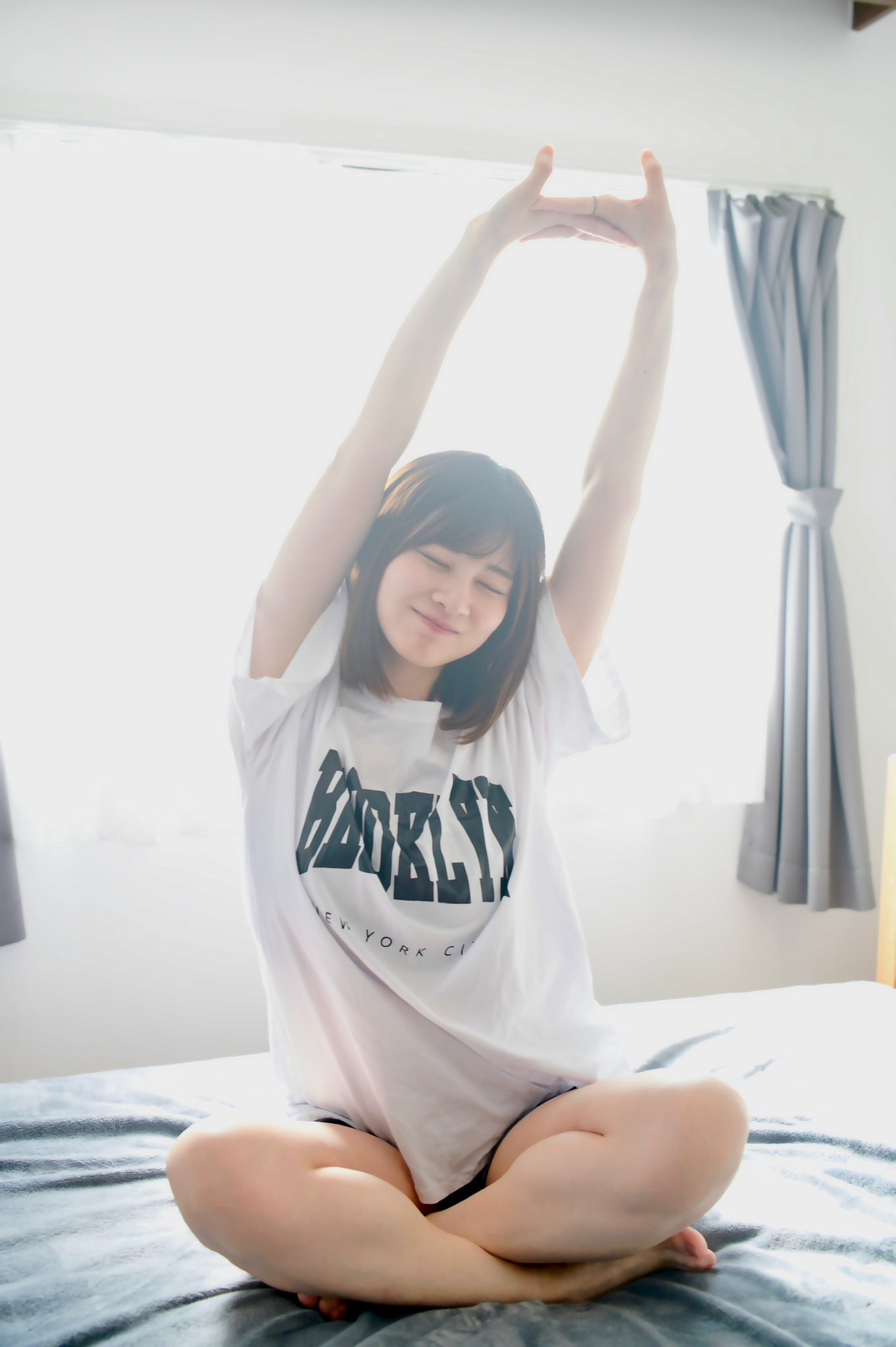 Cô gái văn phòng hot nhất lúc này, hút 74 triệu view, hàng nghìn người đàn ông xin cưới- Ảnh 6.