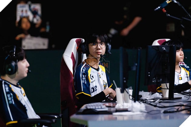 Junjia từng đến Trung Quốc, nhưng không thể thi đấu chính thức 