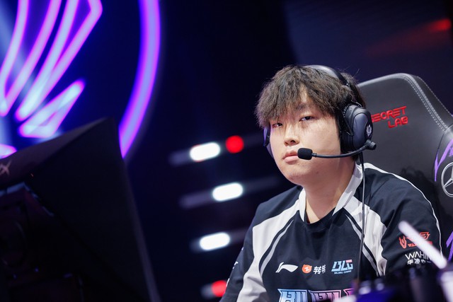 Knight vẫn lạc quan về BLG sau thành tích Knight vẫn lạc quan về BLG sau thành tích