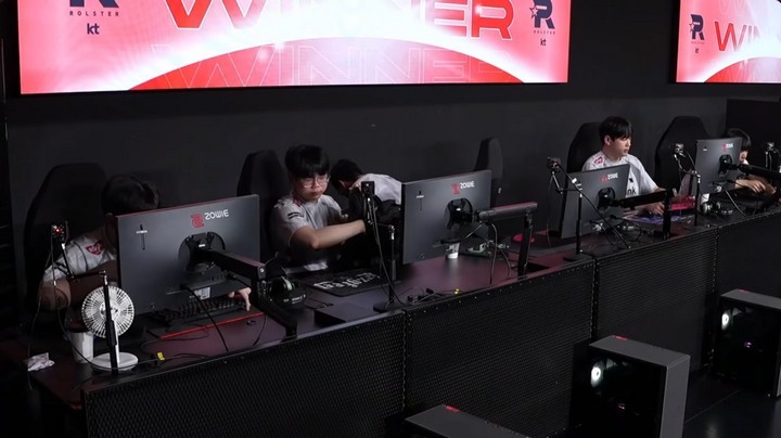 LazyFeel, Ucal Xuống Đánh Ở Đội Trẻ DRX Tại LCK CL 2025 LazyFeel, Ucal Xuống Đánh Ở Đội Trẻ DRX Tại LCK CL 2025