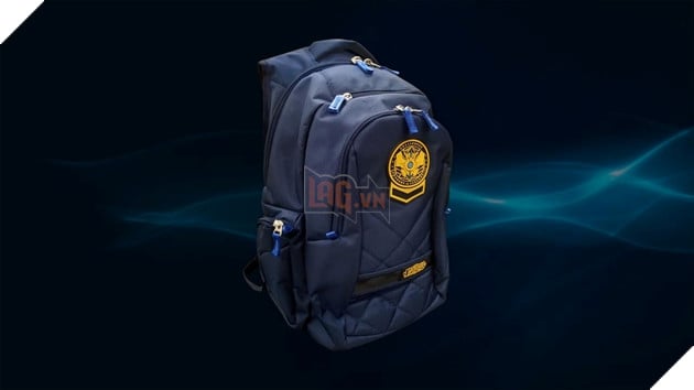 Trước đây, Riot từng gửi tặng balo cho những game thủ đạt Thách Đấu