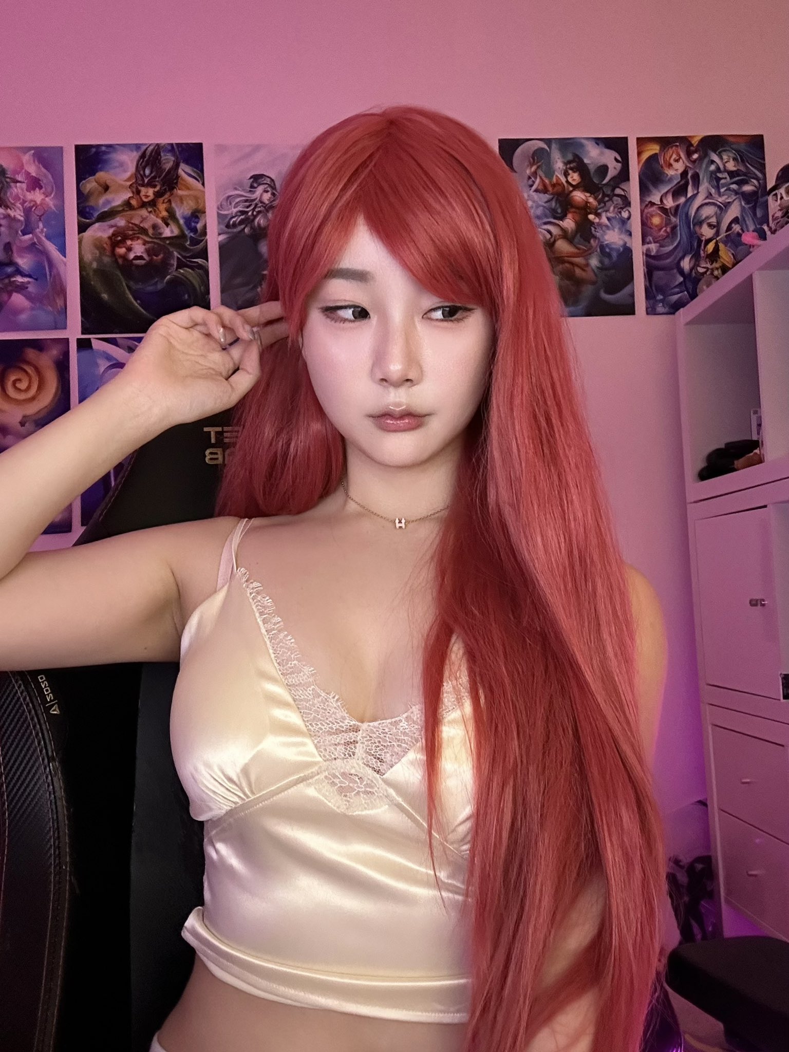 Nhưng vì hình ảnh khác lạ nên cũng nhận ý kiến trái chiều Nhưng vì hình ảnh khác lạ nên cũng nhận ý kiến trái chiều