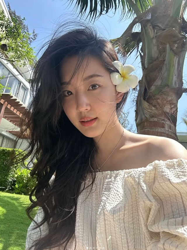 Gái xinh bị hiểu nhầm là nữ chính vụ 