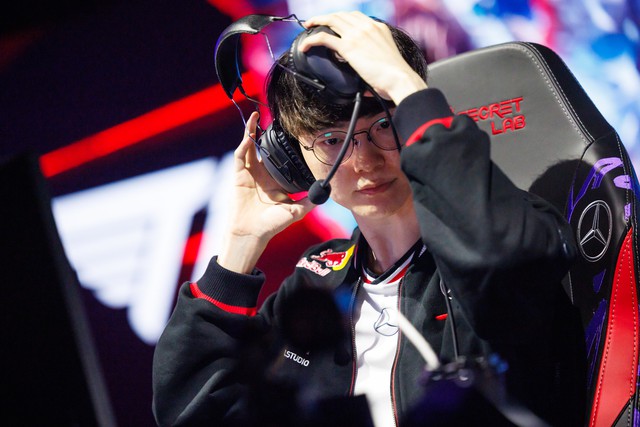 T1 là đội tuyển T1 là đội tuyển