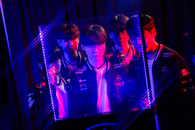 Cộng đồng phát hiện sự thật Cộng đồng phát hiện sự thật