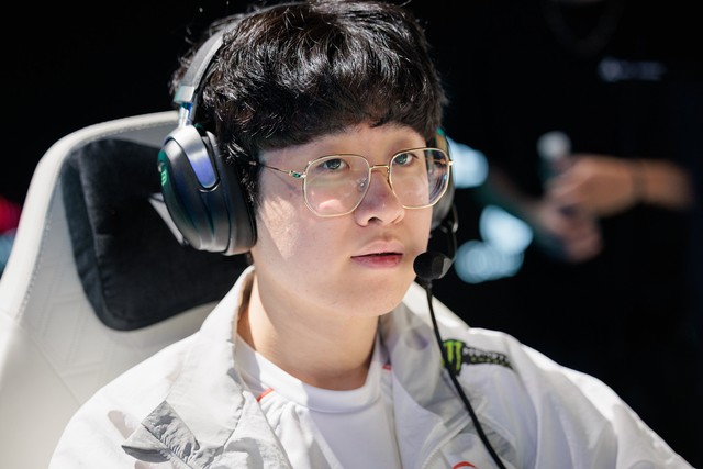 T1 chính thức lên tiếng kết thúc vụ việc Zeus, trắng đen đã rõ- Ảnh 3.