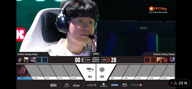 Nhẹ nhàng vượt qua vòng bảng EWC 2025, Zeus có những chia sẻ hướng về T1- Ảnh 1. Nhẹ nhàng vượt qua vòng bảng EWC 2025, Zeus có những chia sẻ hướng về T1- Ảnh 1.