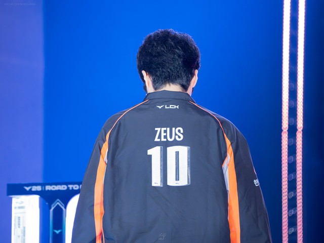 Hé lộ tâm thư của gia đình Zeus, không chỉ T1 mà hai cái tên khác cũng phải chịu trách nhiệm- Ảnh 3. Hé lộ tâm thư của gia đình Zeus, không chỉ T1 mà hai cái tên khác cũng phải chịu trách nhiệm- Ảnh 3.