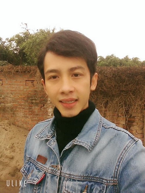 Huyền thoại làm thơ tán em Hương 