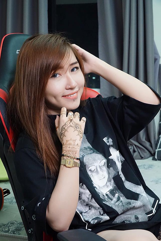 Ngày ấy - bây giờ: Hành trình nhan sắc đầy bất ngờ của Uyên Pu- Ảnh 2. Ngày ấy - bây giờ: Hành trình nhan sắc đầy bất ngờ của Uyên Pu- Ảnh 2.