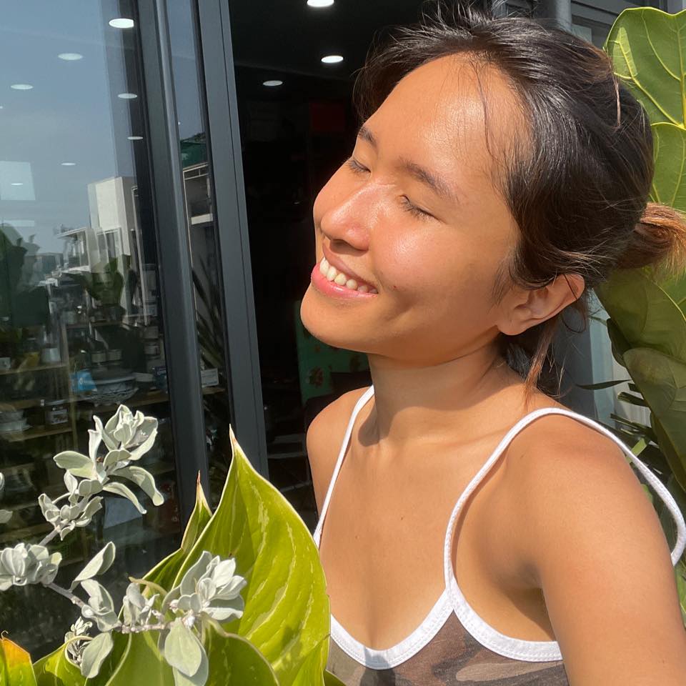 Ngày ấy - bây giờ: Hành trình nhan sắc đầy bất ngờ của Uyên Pu- Ảnh 5. Ngày ấy - bây giờ: Hành trình nhan sắc đầy bất ngờ của Uyên Pu- Ảnh 5.