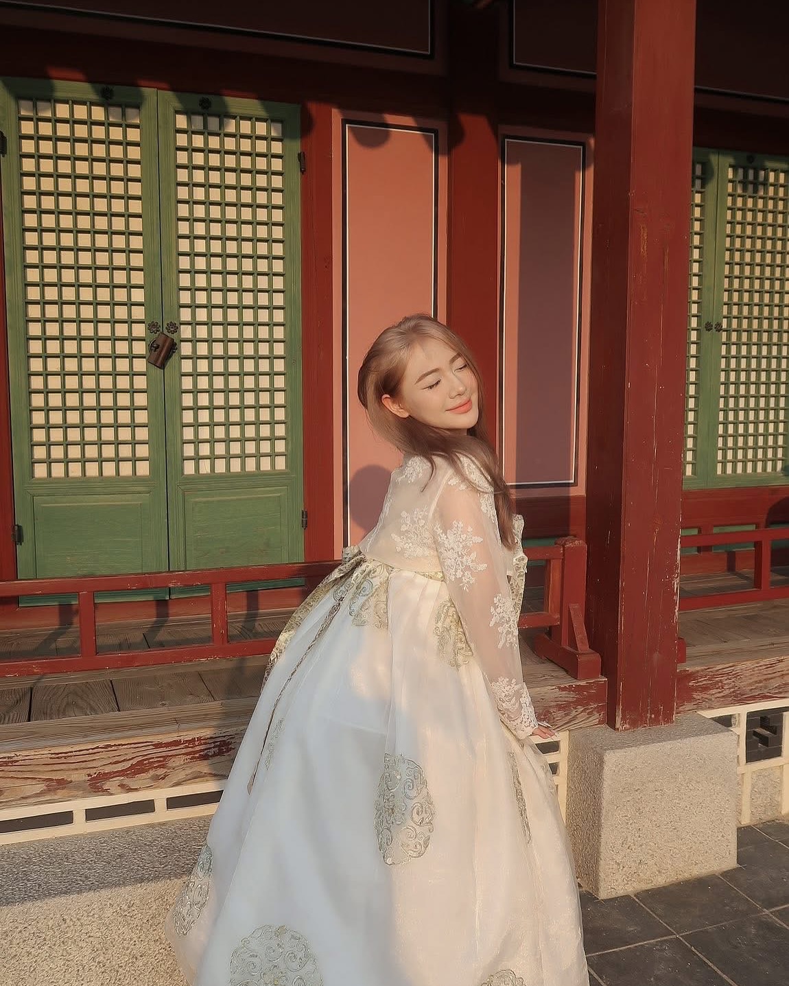 Màn thử vai gái Nhật của Trần Hà Linh, fan nam vội gọi 