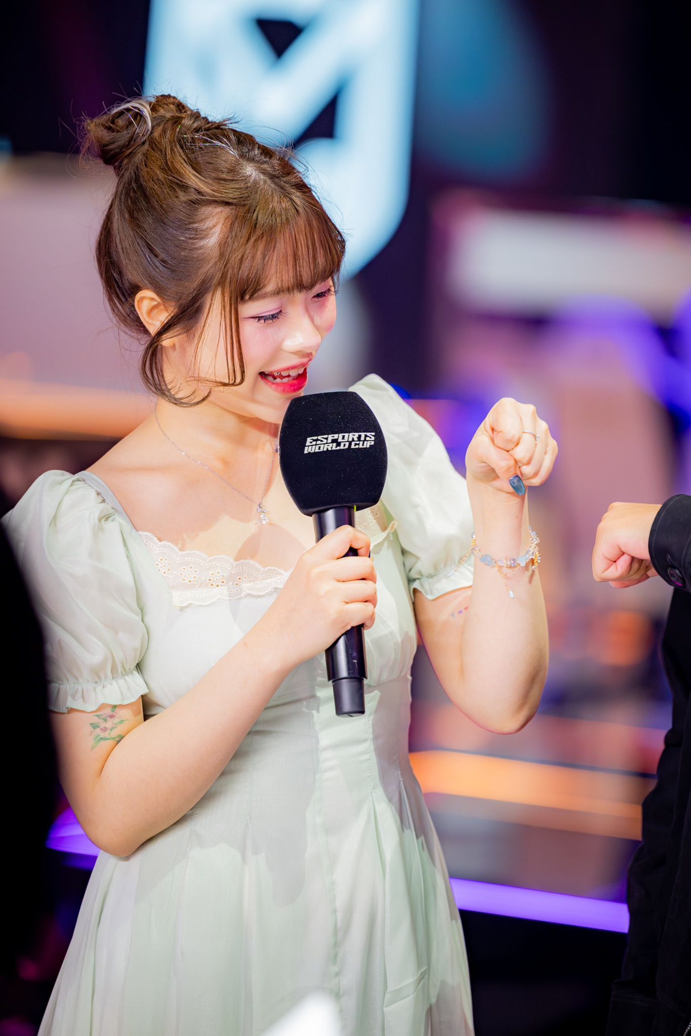 Xuất hiện tin đồn nhạy cảm về đời tư, nữ MC 2K2 lên tiếng thanh minh vội- Ảnh 2. Xuất hiện tin đồn nhạy cảm về đời tư, nữ MC 2K2 lên tiếng thanh minh vội- Ảnh 2.