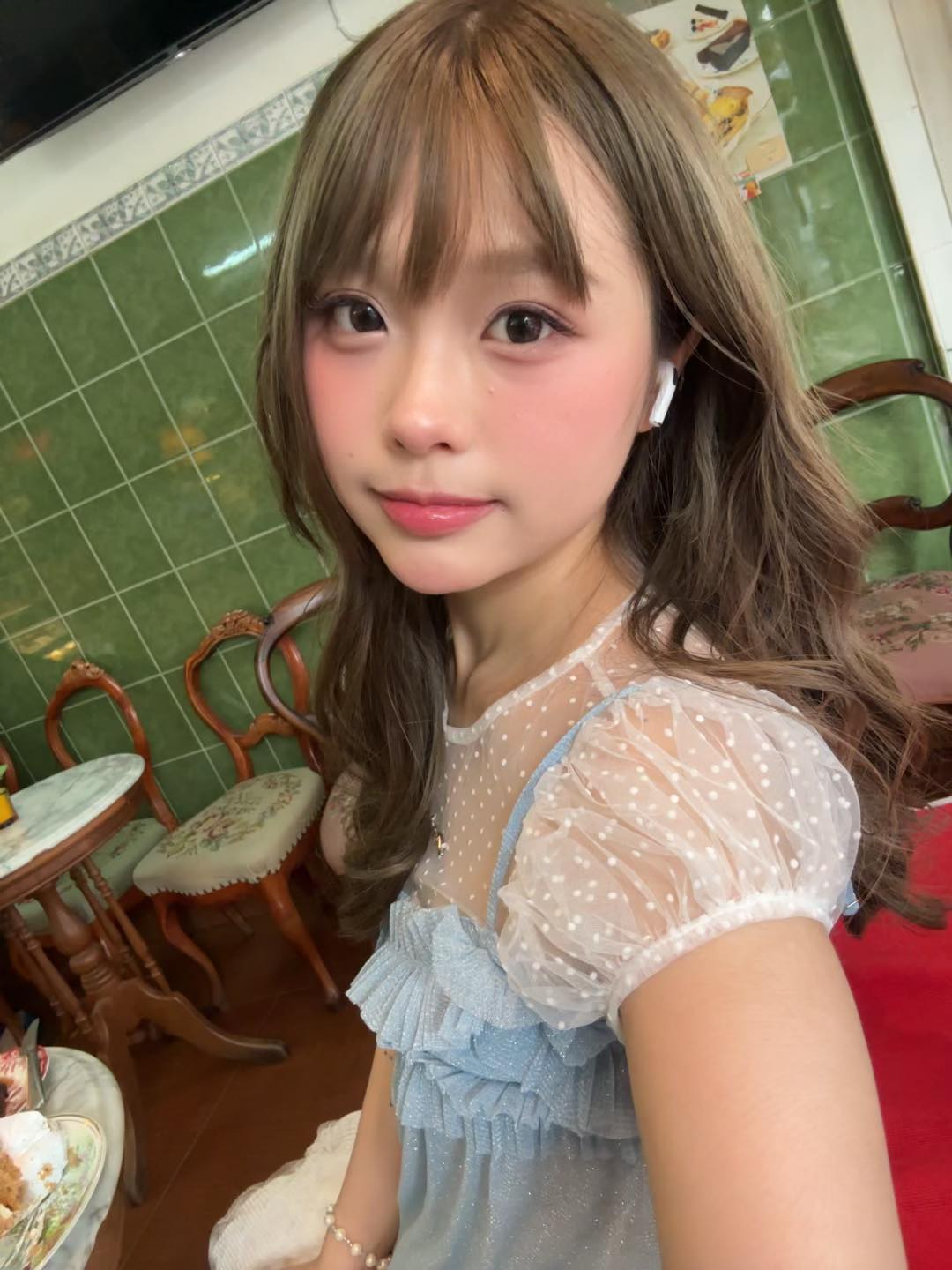 Xuất hiện tin đồn nhạy cảm về đời tư, nữ MC 2K2 lên tiếng thanh minh vội- Ảnh 7. Xuất hiện tin đồn nhạy cảm về đời tư, nữ MC 2K2 lên tiếng thanh minh vội- Ảnh 7.