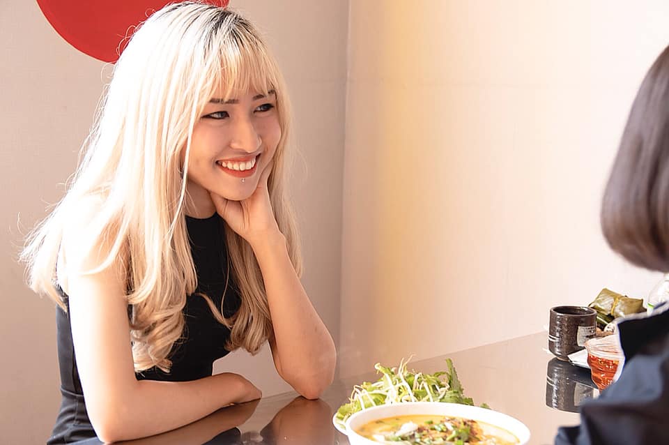 Ngày ấy - bây giờ: Hành trình nhan sắc đầy bất ngờ của Uyên Pu- Ảnh 3. Ngày ấy - bây giờ: Hành trình nhan sắc đầy bất ngờ của Uyên Pu- Ảnh 3.