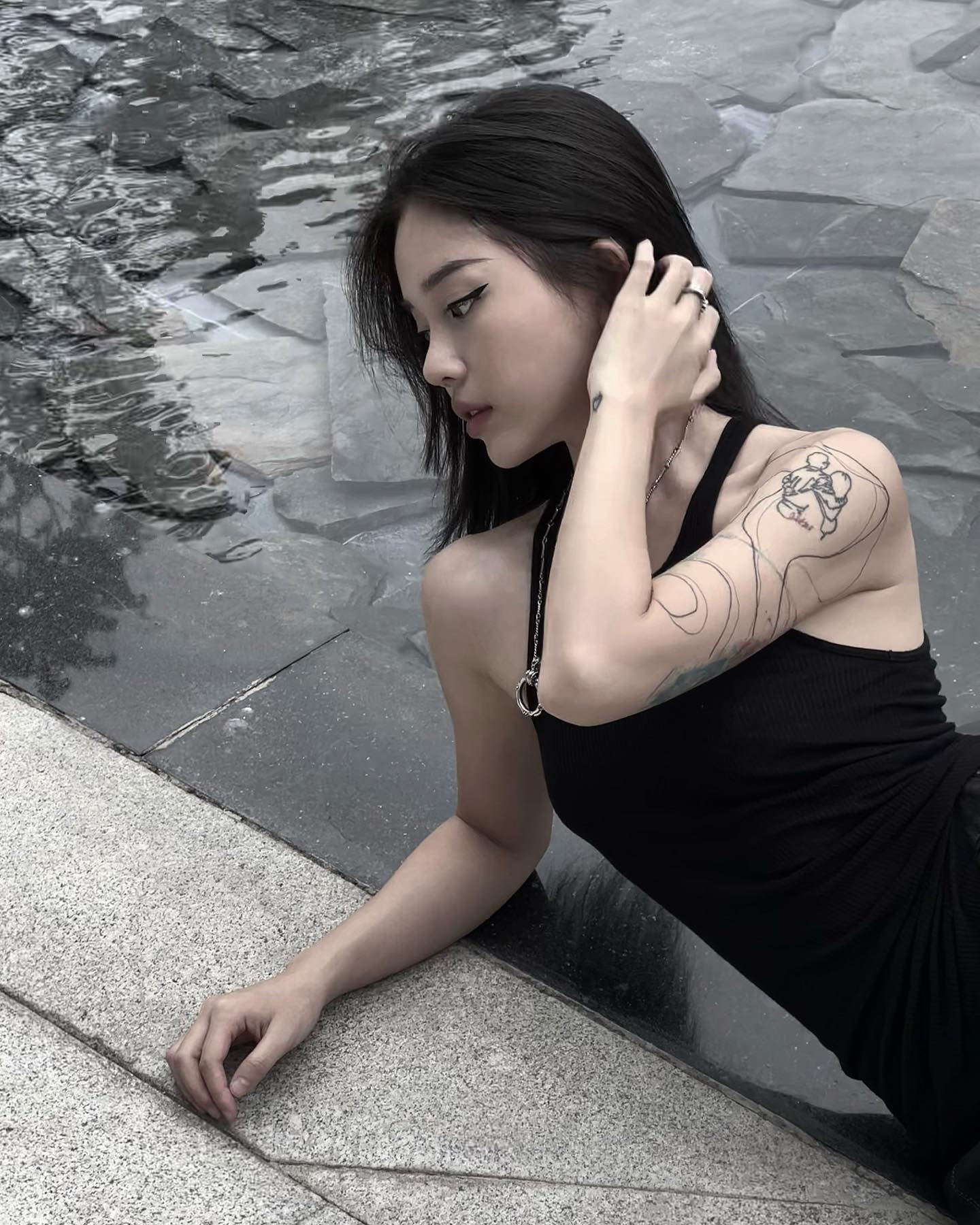 Ra clip cực bạo, Linh Ngọc Đàm hút 1,1 triệu lượt xem- Ảnh 2. Ra clip cực bạo, Linh Ngọc Đàm hút 1,1 triệu lượt xem- Ảnh 2.