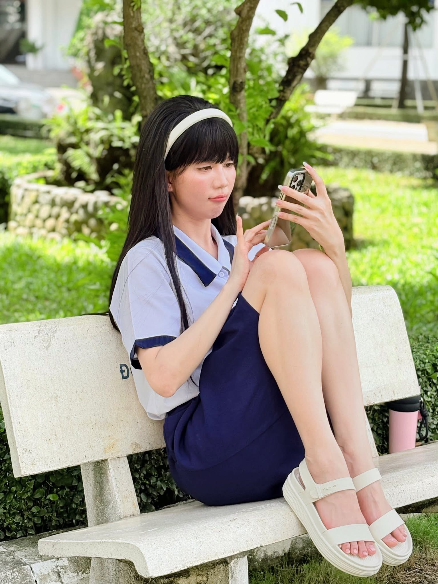 Ngọc Trinh khiến người xem Ngọc Trinh khiến người xem