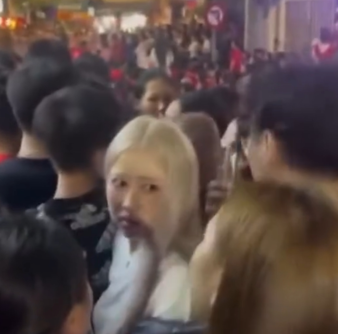 Xôn xao vụ việc nữ TikToker Xôn xao vụ việc nữ TikToker