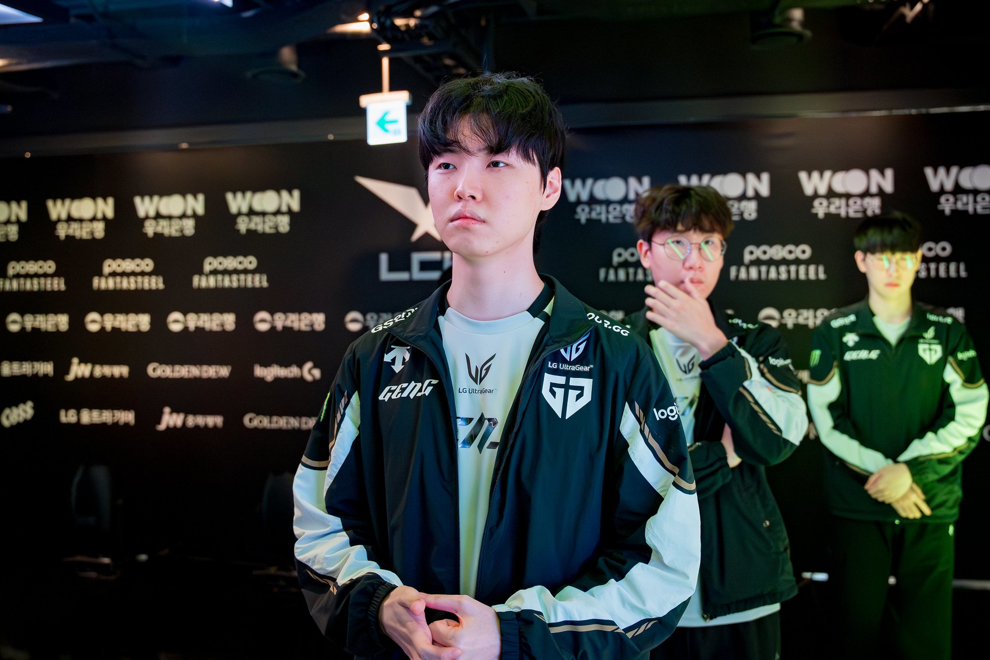 Đại chiến T1 - Gen.G: 