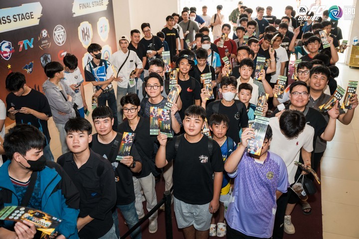 CHUNG KẾT FVPL SUMMER 2025: BỐN ĐỘI TRANH TÀI - KHÁN GIẢ CUỒNG NHIỆT CÙNG FC ONLINE!