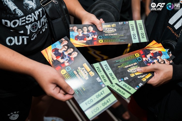 CHUNG KẾT FVPL SUMMER 2025: BỐN ĐỘI TRANH TÀI - KHÁN GIẢ CUỒNG NHIỆT CÙNG FC ONLINE!