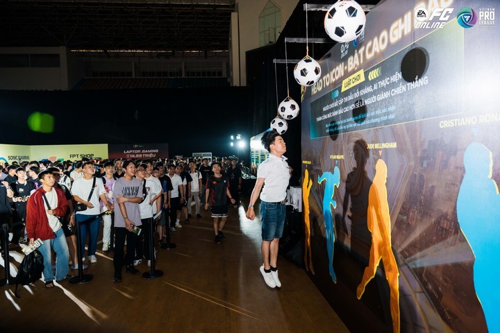 CHUNG KẾT FVPL SUMMER 2025: BỐN ĐỘI TRANH TÀI - KHÁN GIẢ CUỒNG NHIỆT CÙNG FC ONLINE!