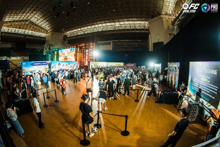 CHUNG KẾT FVPL SUMMER 2025: BỐN ĐỘI TRANH TÀI - KHÁN GIẢ CUỒNG NHIỆT CÙNG FC ONLINE!