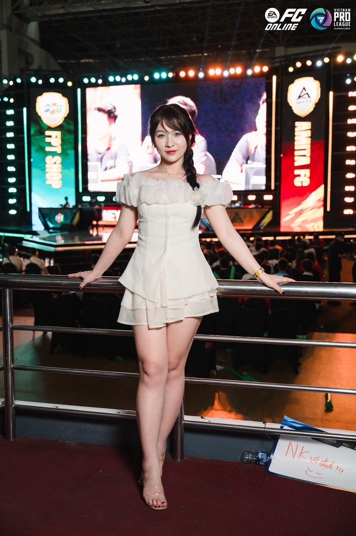 CHUNG KẾT FVPL SUMMER 2025: BỐN ĐỘI TRANH TÀI - KHÁN GIẢ CUỒNG NHIỆT CÙNG FC ONLINE!