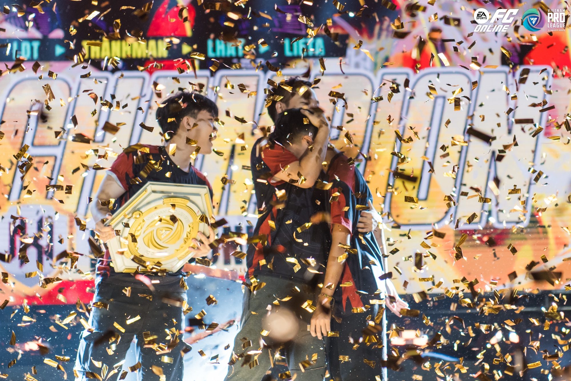 Chung kết FVPL Summer 2025: Sonic bứt phá với 