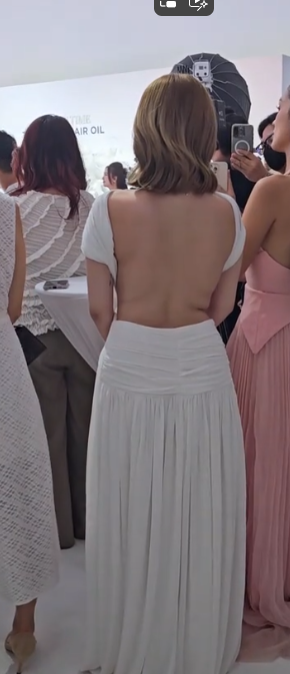 Hậu khoảnh khắc lọt ảnh không mong muốn, Xoài Non có động thái Hậu khoảnh khắc lọt ảnh không mong muốn, Xoài Non có động thái