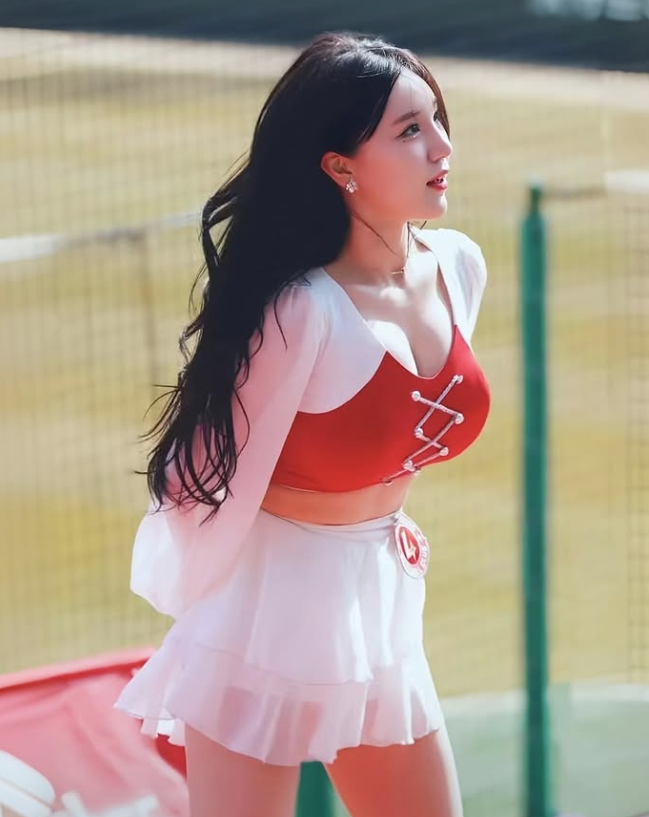 Mê mẩn nhan sắc 