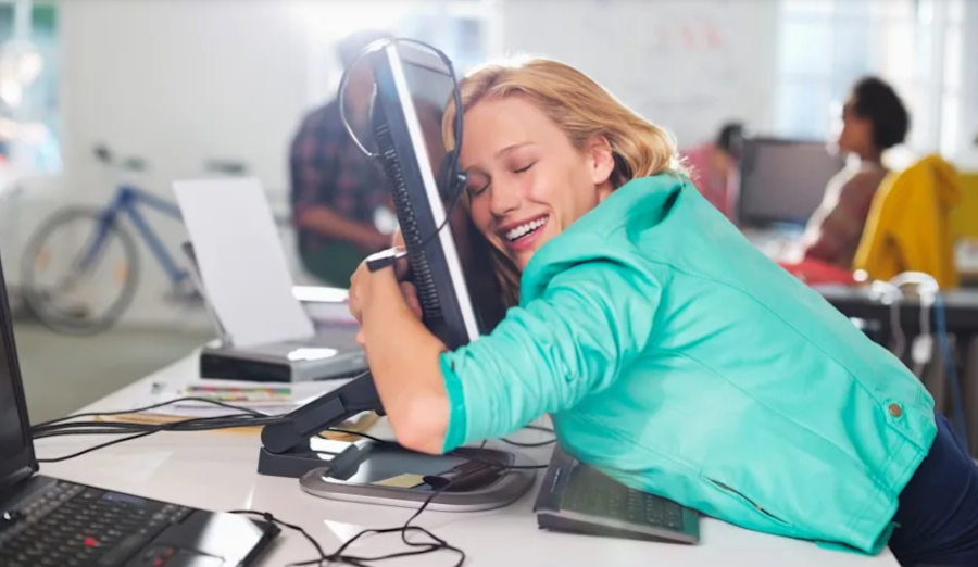 Chán yêu đương trên app hẹn hò, cô gái đính hôn luôn với bạn trai AI- Ảnh 2. Chán yêu đương trên app hẹn hò, cô gái đính hôn luôn với bạn trai AI- Ảnh 2.