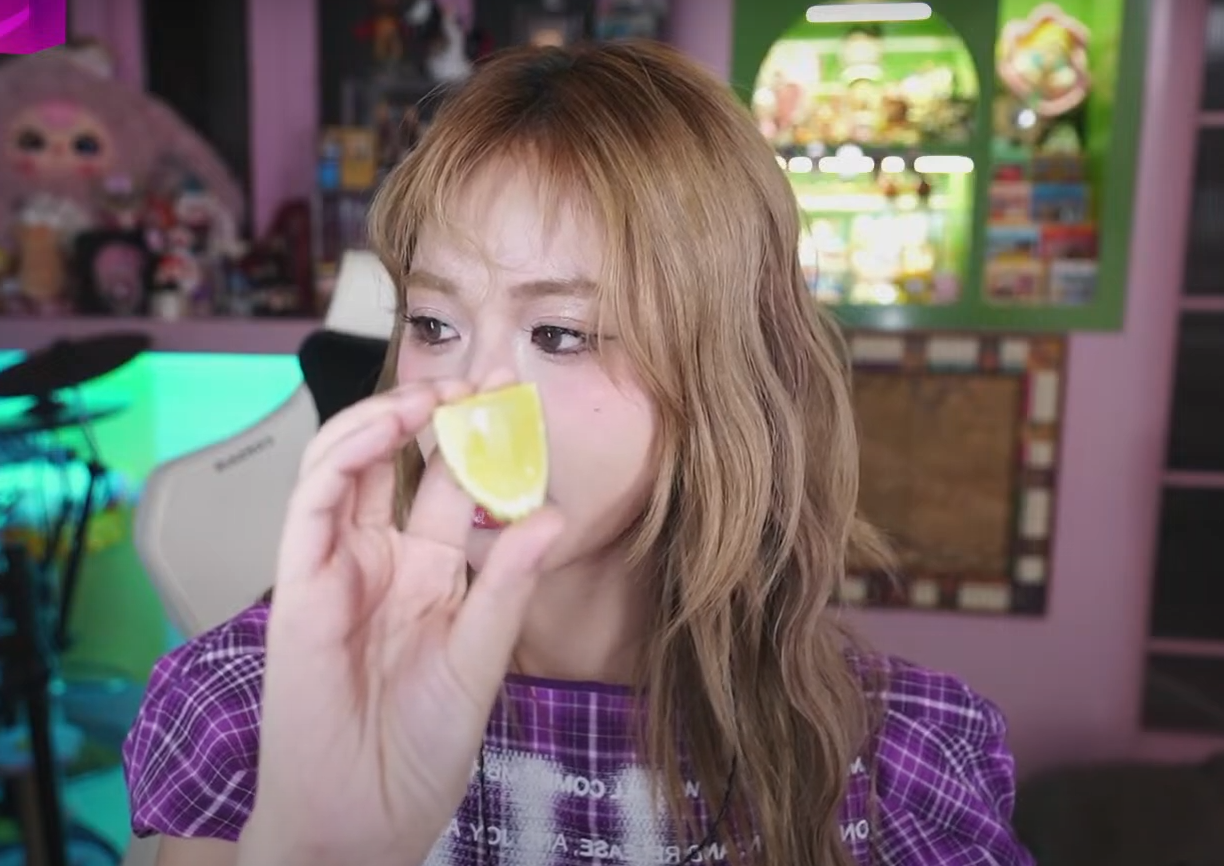 MisThy hi sinh hình tượng, 