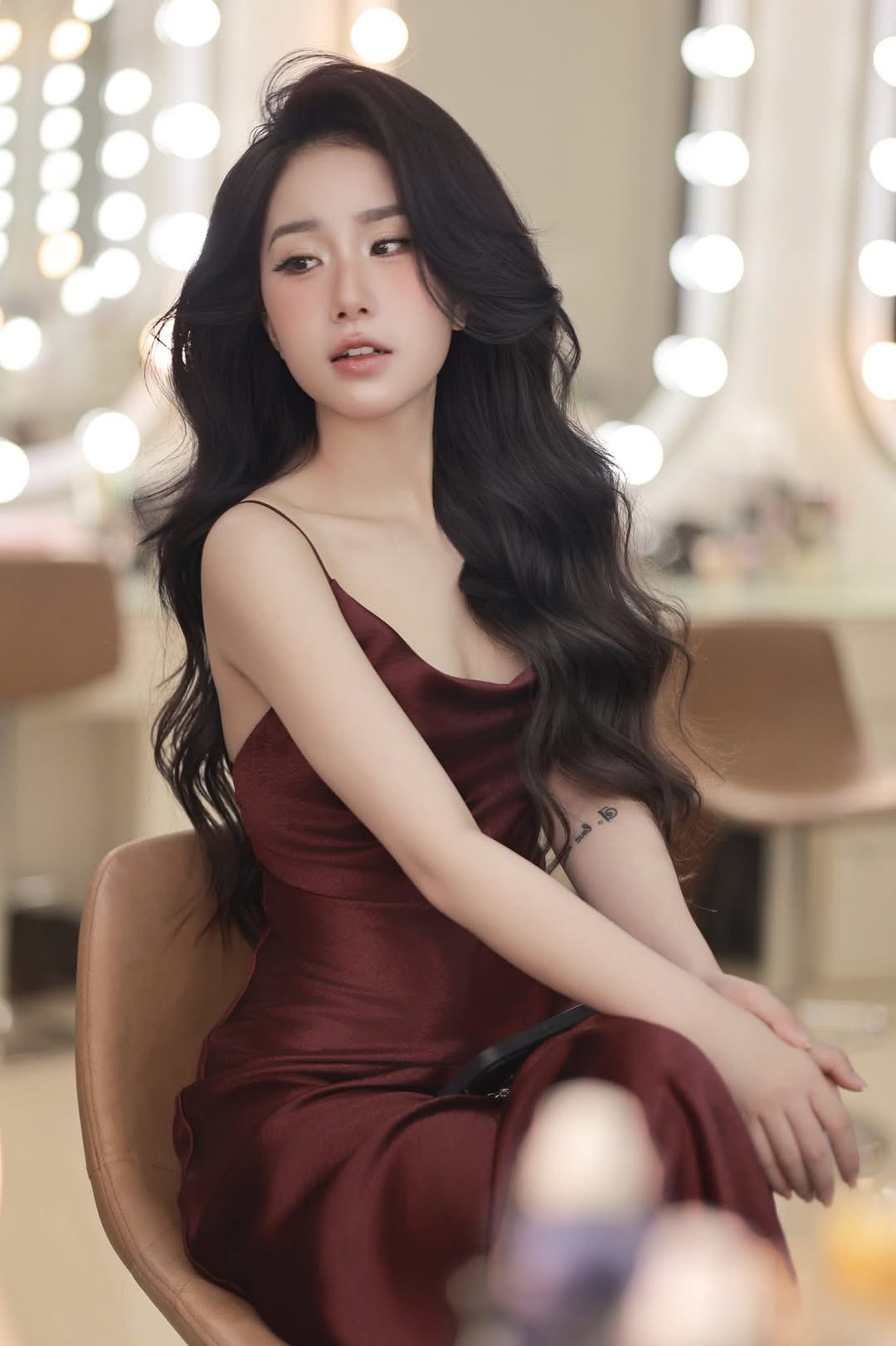 Fan cứng soi loạt hình ảnh nóng bỏng của Fan cứng soi loạt hình ảnh nóng bỏng của